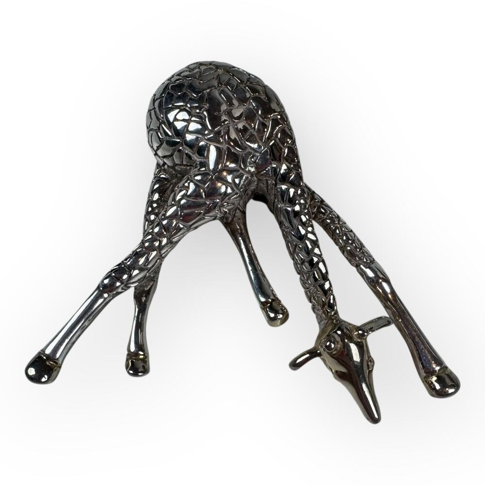 Vintage Silver Giraffe Brooch
